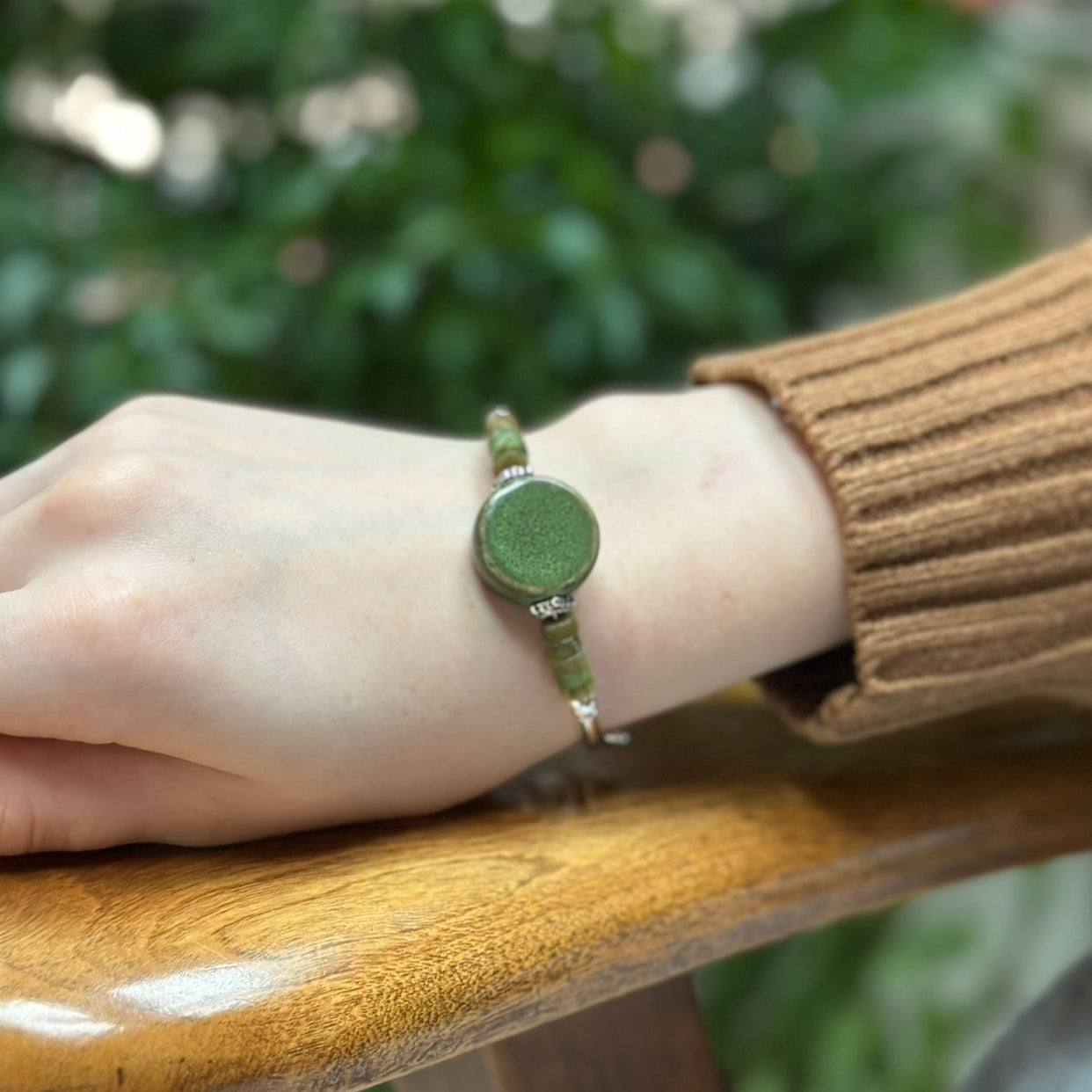 Forest Green Ceramic Round Solitaire Bracelet