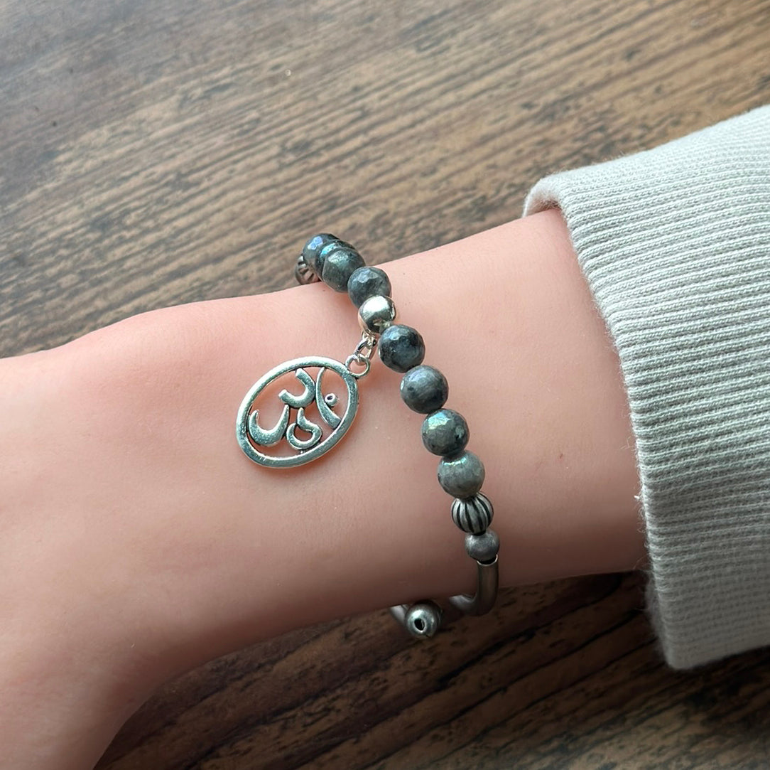 "Om" - Antique Silver and Labradorite Bracelet