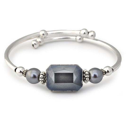 Gray Faceted Glass Solitaire Bracelet