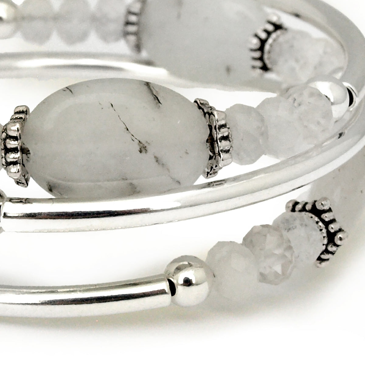 Frostline - White Jade and Quartz Bracelet