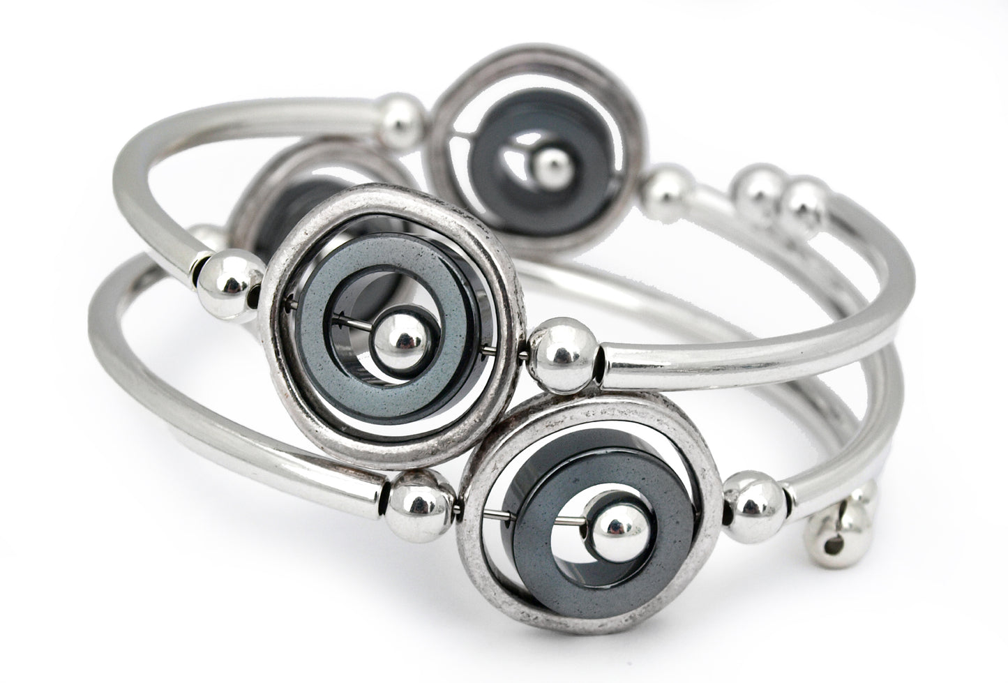 Gyro - Hematite and Silver Loop Bracelet
